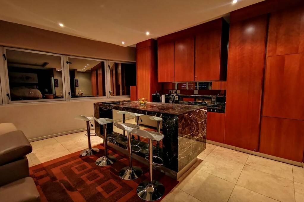 Ferienwohnung 1507-Amazing Views & Unique Joburg Cbd Luxury Johannesburg Exterior foto