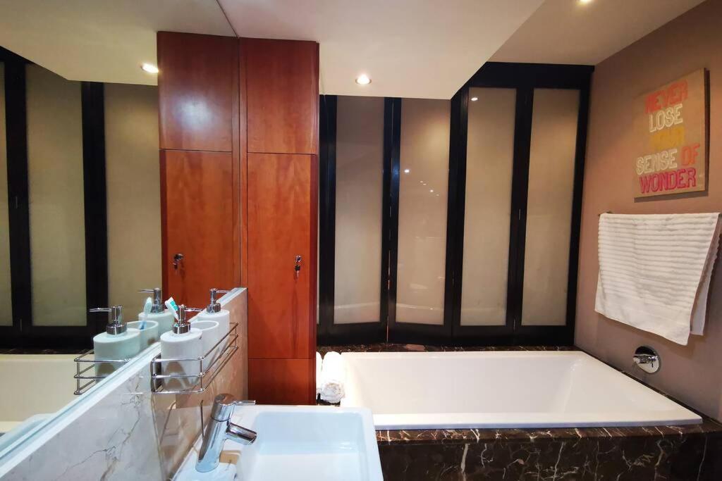 Ferienwohnung 1507-Amazing Views & Unique Joburg Cbd Luxury Johannesburg Exterior foto