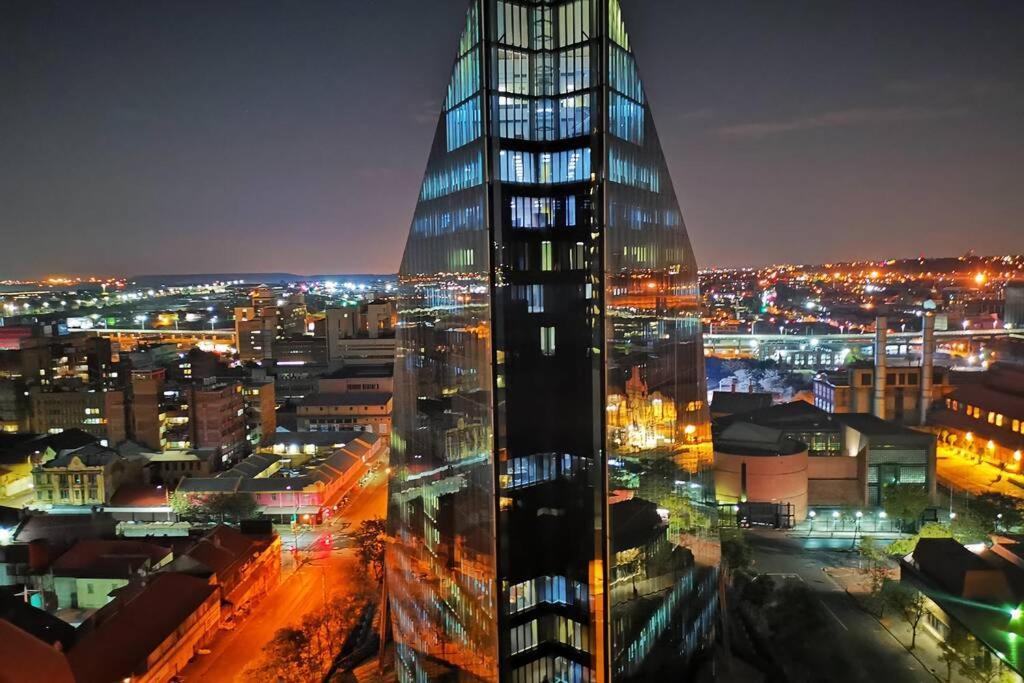 Ferienwohnung 1507-Amazing Views & Unique Joburg Cbd Luxury Johannesburg Exterior foto