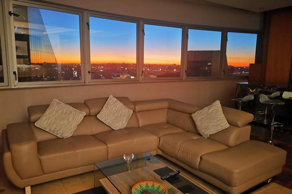 Ferienwohnung 1507-Amazing Views & Unique Joburg Cbd Luxury Johannesburg Exterior foto