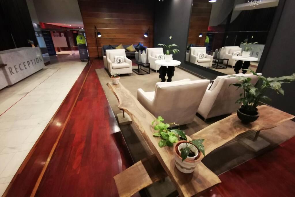 Ferienwohnung 1507-Amazing Views & Unique Joburg Cbd Luxury Johannesburg Exterior foto